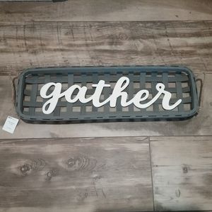 NWT Gerson Wood Basket with Sign Decor